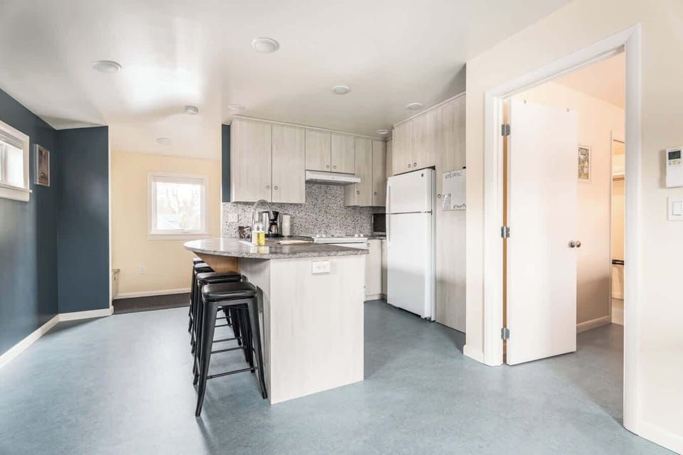 #StayInMyDistrict #Boise #EastEnd #SpudNest #BookDirect