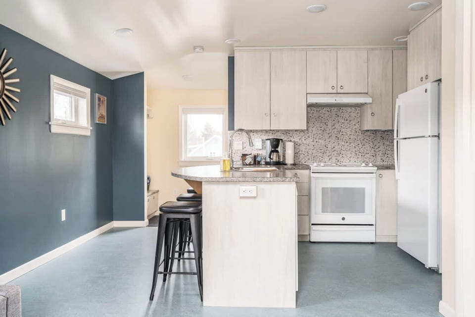 #StayInMyDistrict #Boise #EastEnd #SpudNest #BookDirect