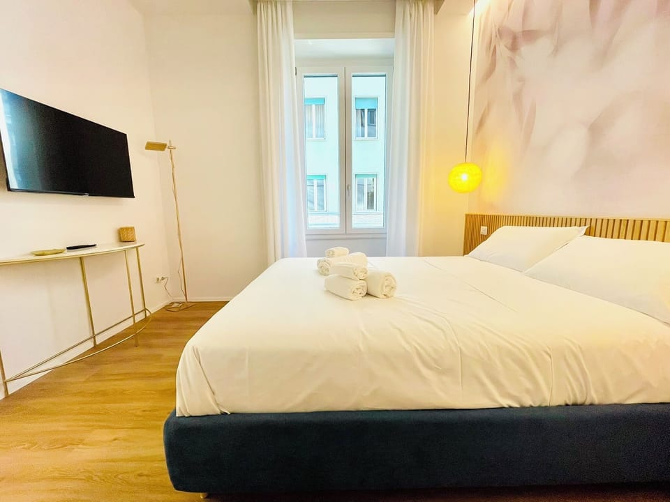 Master Bedroom (3)