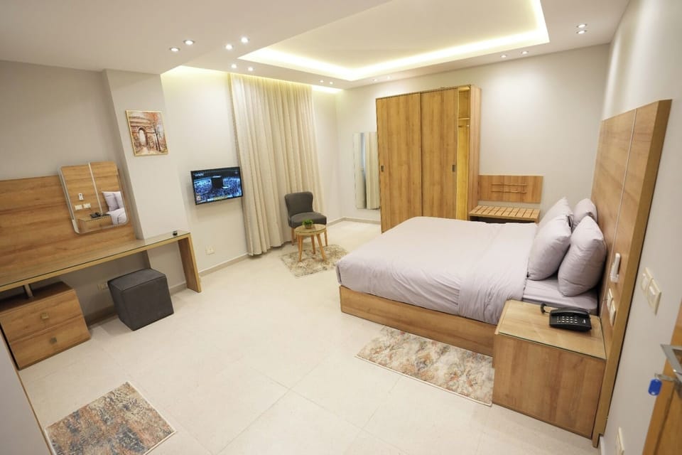 In-room safe, free WiFi