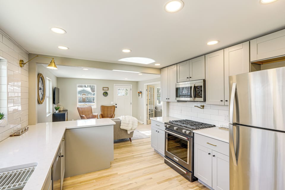 House (3 Bedrooms) | Interior