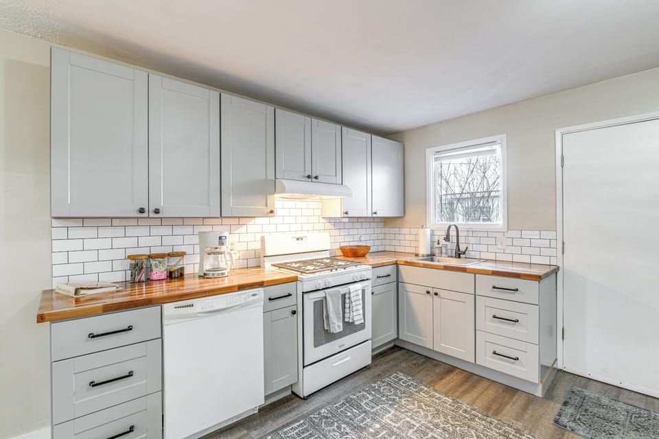 House (2 Bedrooms) | Interior