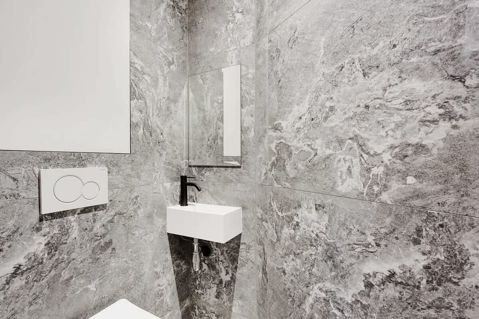 1 toilette séparée

