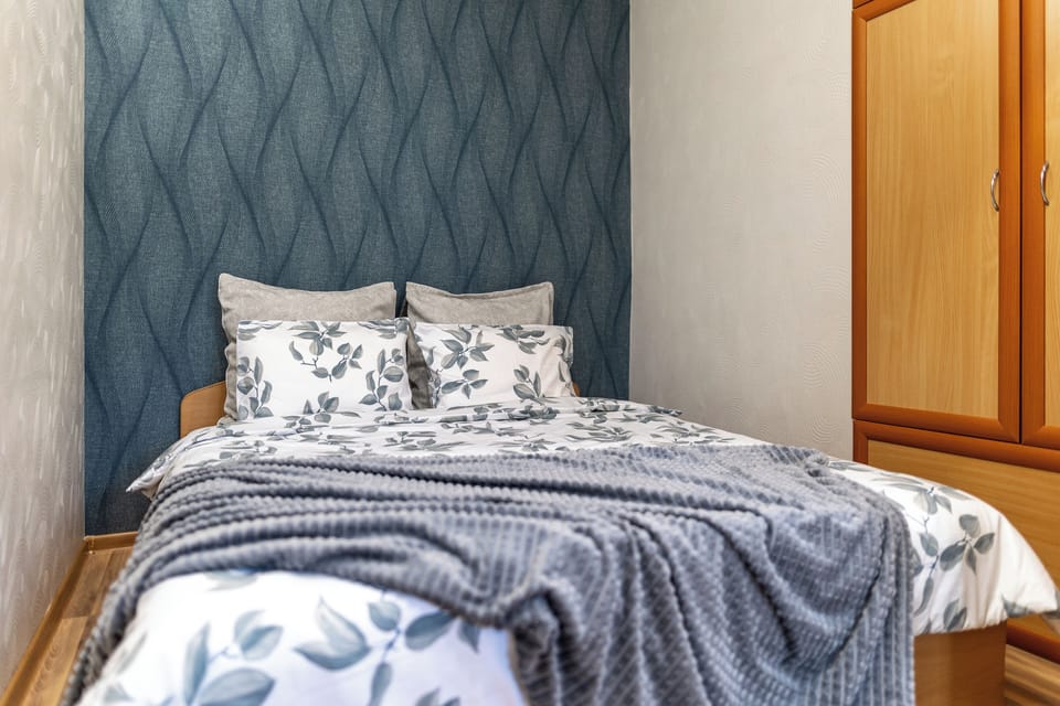 1 bedroom, iron/ironing board, WiFi (free)
