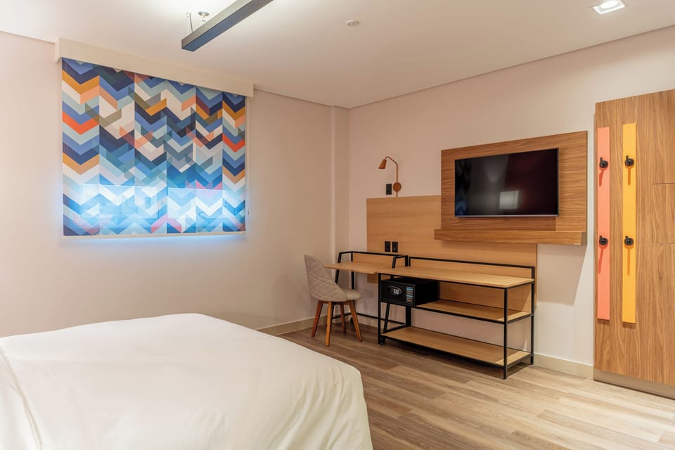 In-room safe, individually furnished, desk, laptop workspace