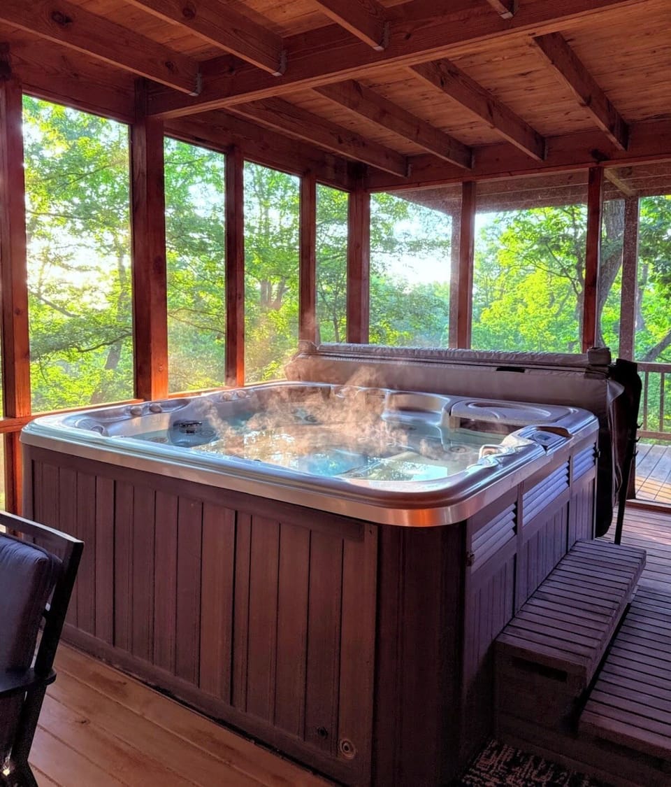 Indoor spa tub