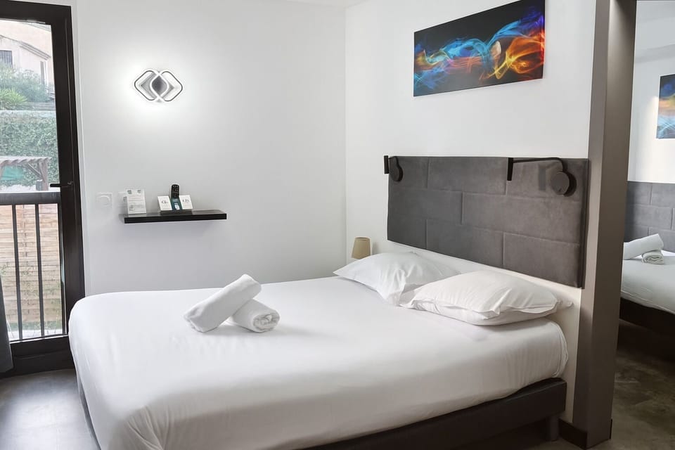 Blackout drapes, iron/ironing board, free cribs/infant beds, free WiFi