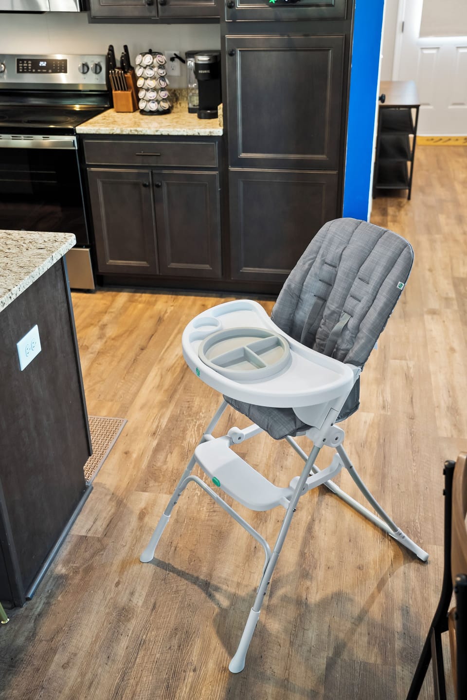 Family-friendly with a high chair for your little one.