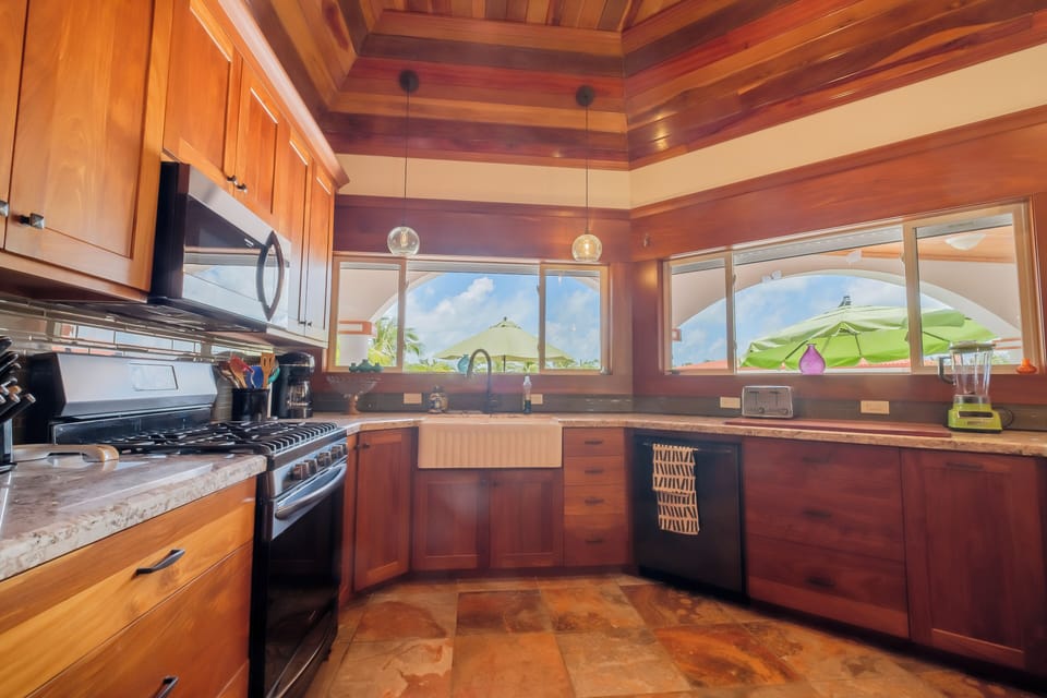 Kitchen (3)