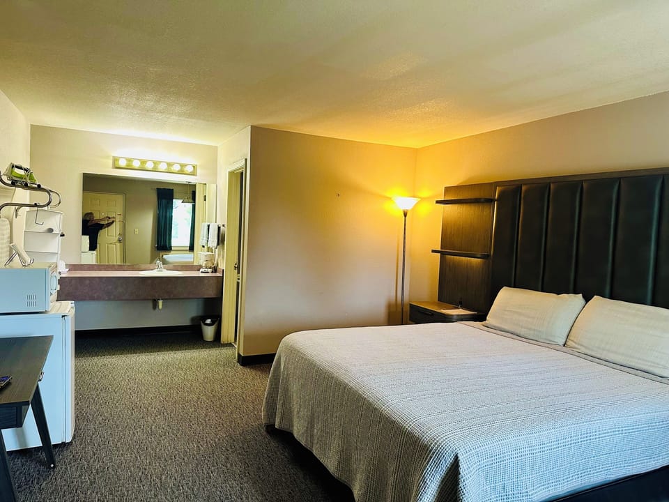 Single Room, Golf View | Free WiFi