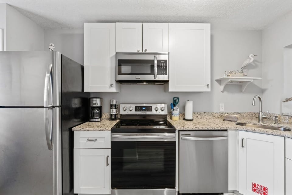 Indoors, Kitchen, Appliance, Microwave, Oven