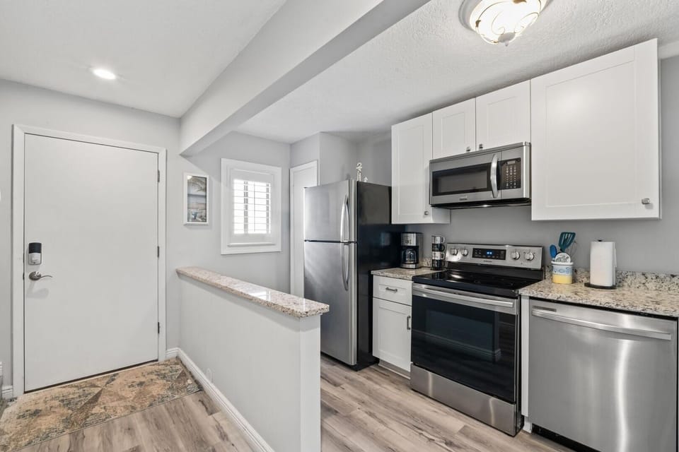 Indoors, Kitchen, Appliance, Microwave, Oven