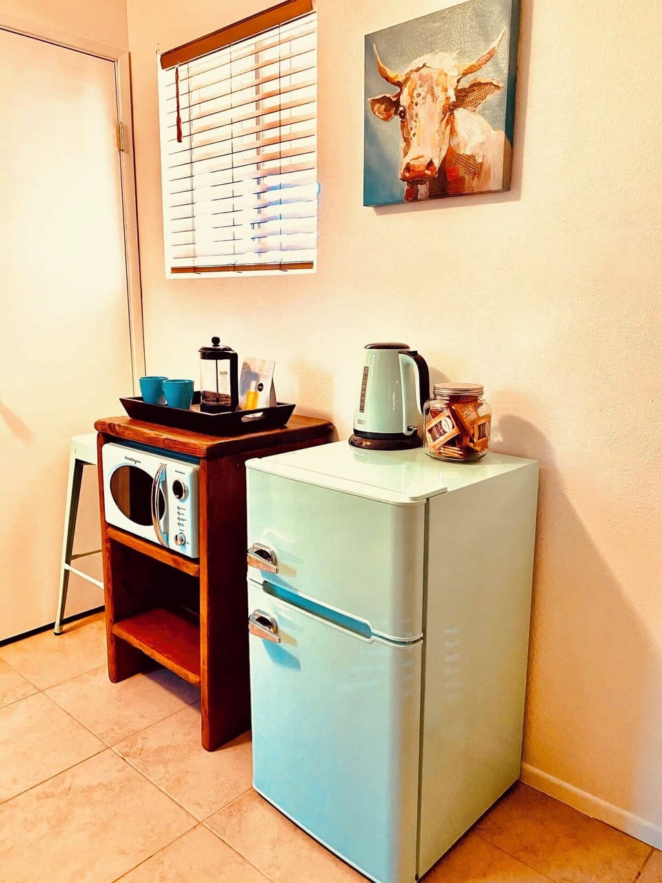 Guest suite kitchenette