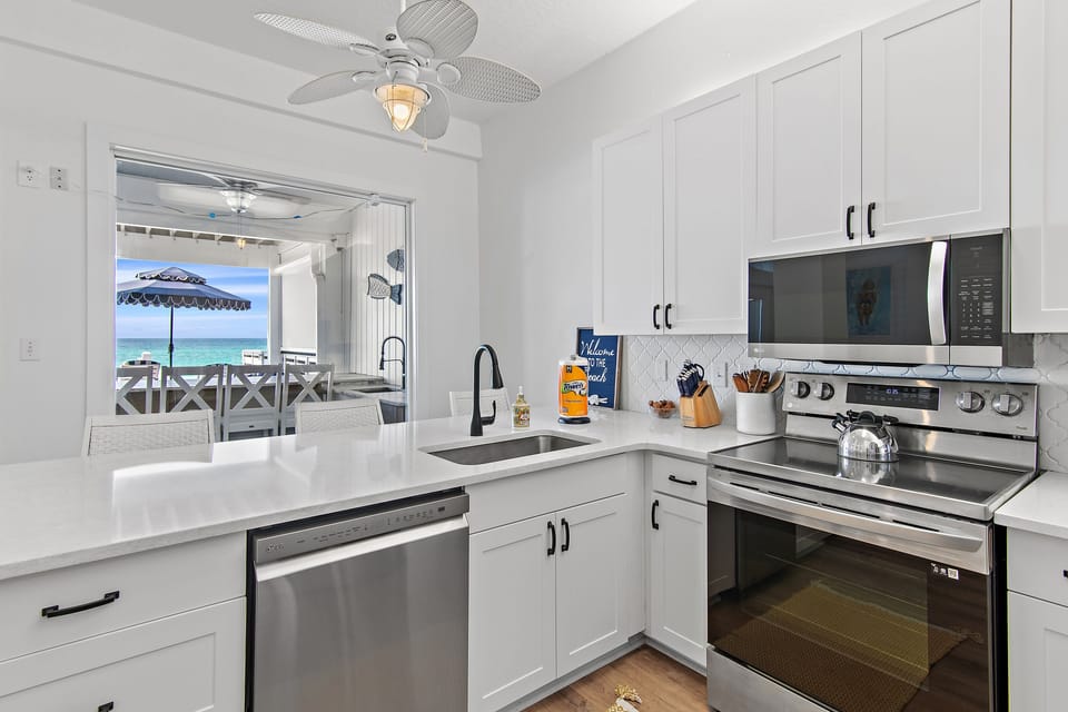 First Floor Kitchen also allows for Gulf view food prep!