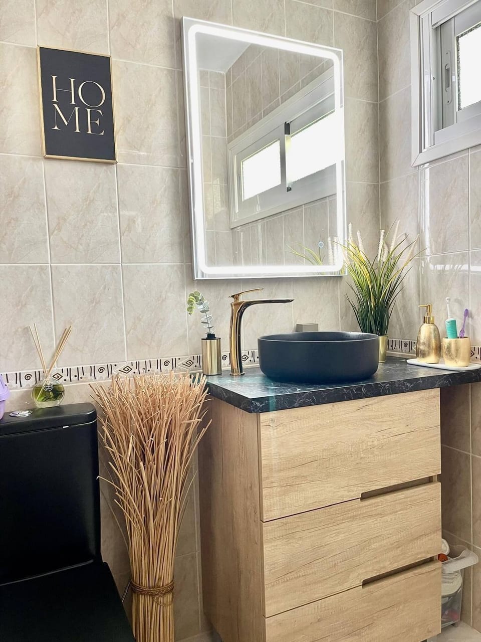 Apartment, Balcony | Bathroom