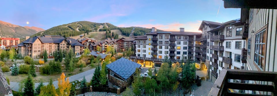 Breathtaking panoramic views from balcony
