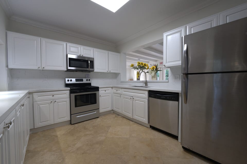 Fridge, microwave, oven, cookware/dishes/utensils