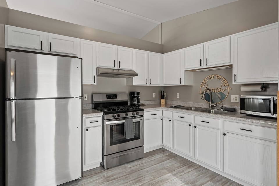 Fully equipped kitchen