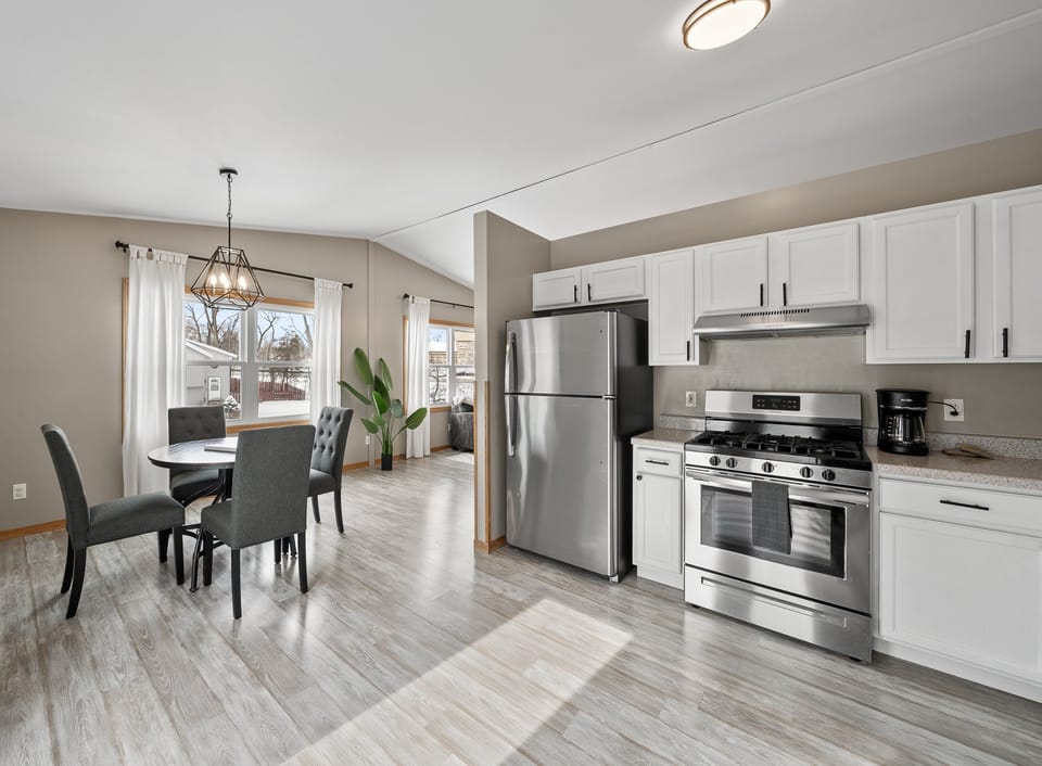 Upstairs Kitchen & Dining Seating