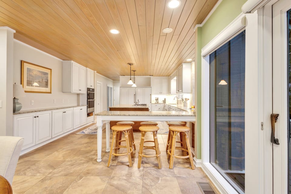 It's the kind of space that makes you want to cook, gather, and savor every moment.