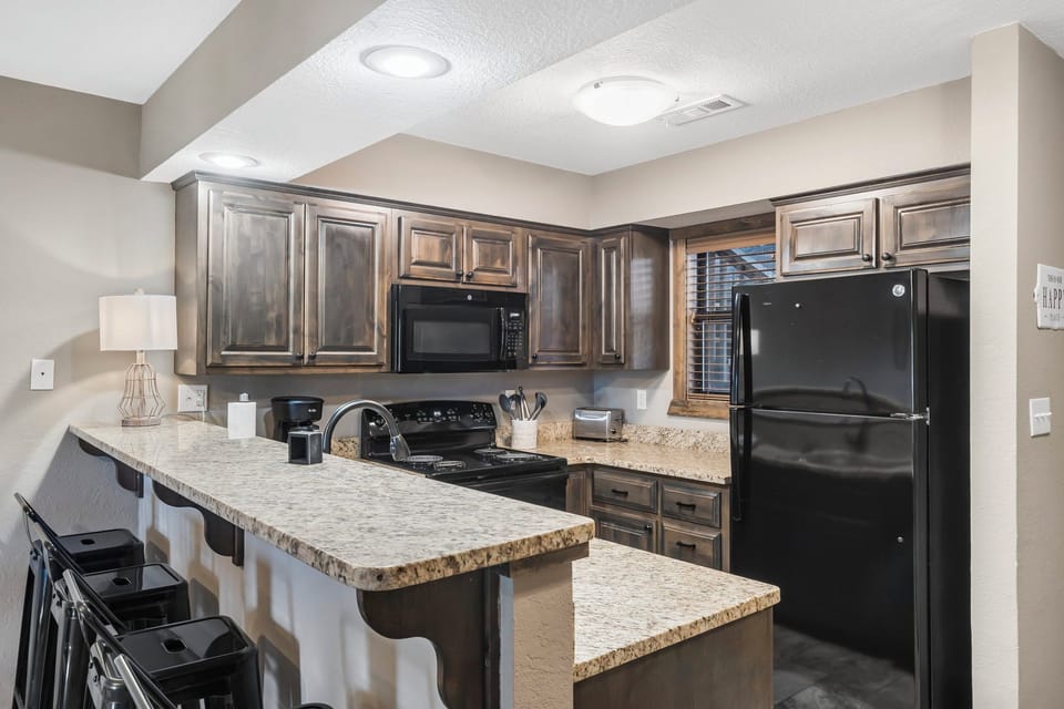 Full Kitchen