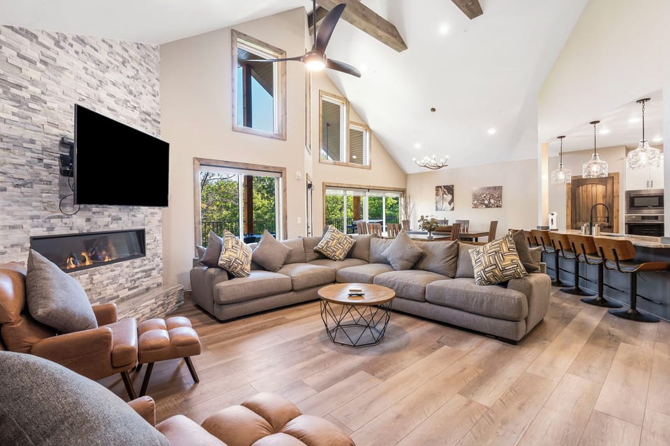 Open Concept Great Room