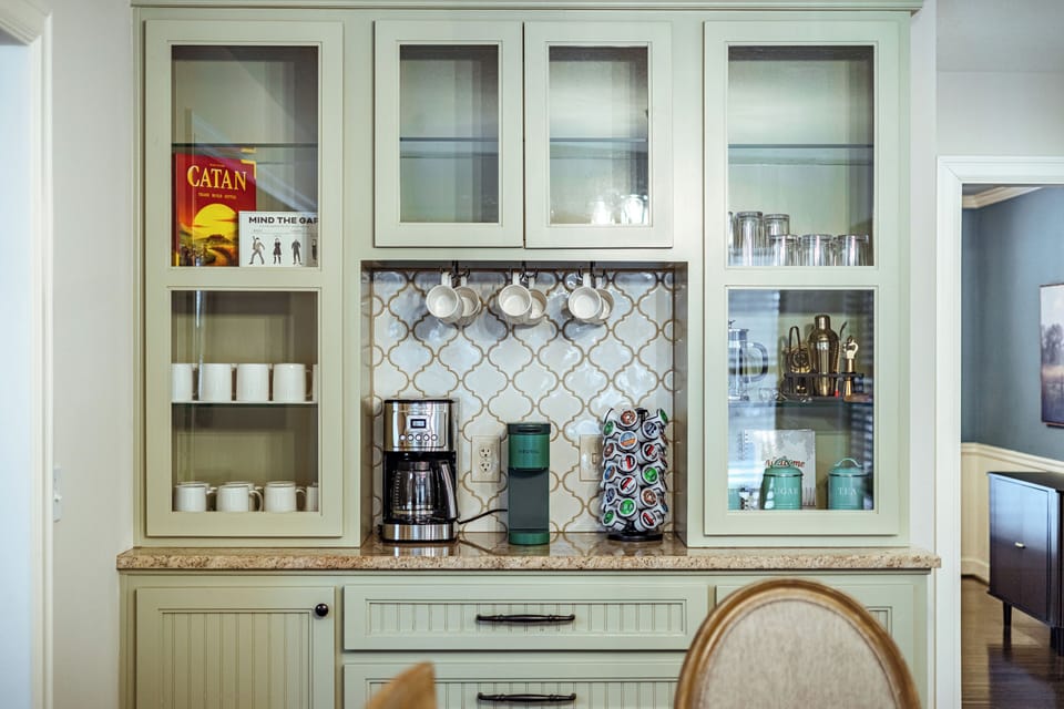 Wake up to fresh coffee each morning at this fully stocked coffee bar!