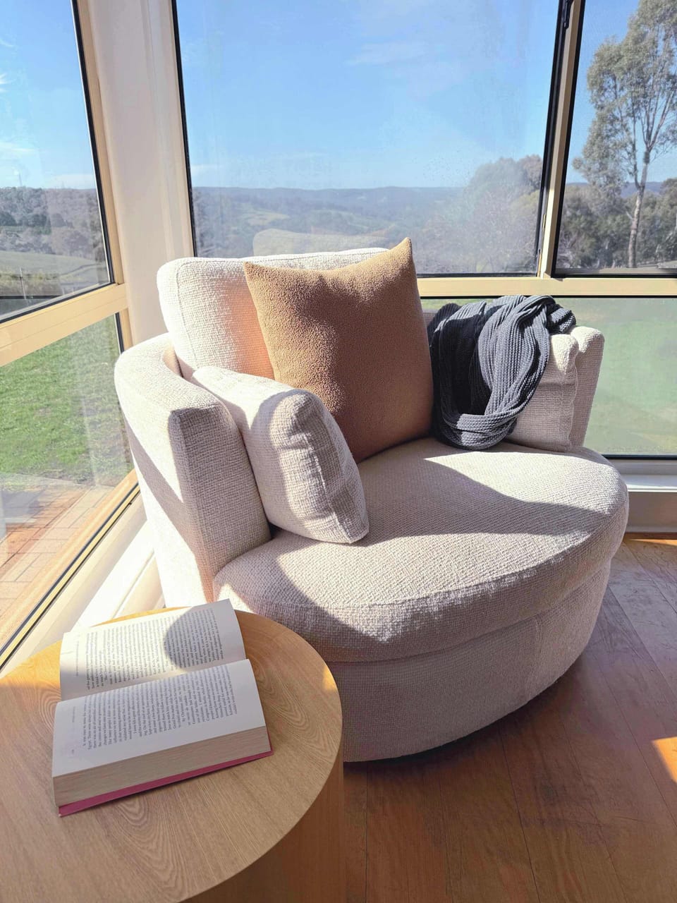 Stylish occasional chair in living room.