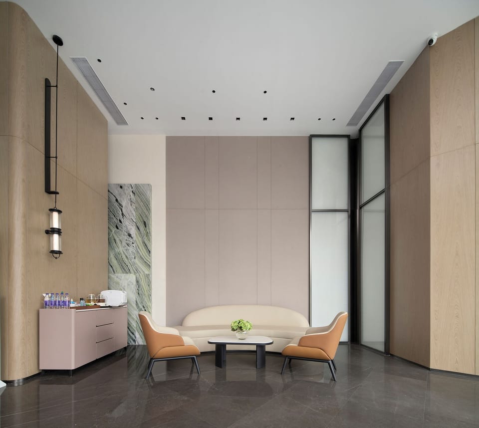 Mehood Lestie International Hotel Panyu Wanbo Yuangang Metro Station Branch - Free Shuttle Bus to Canton Fair Complex During Canton Fair Period Hotel in Guangzhou