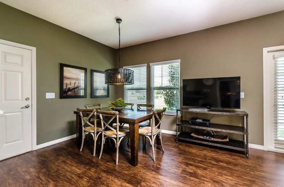 Enjoy family meals in this charming dining area.