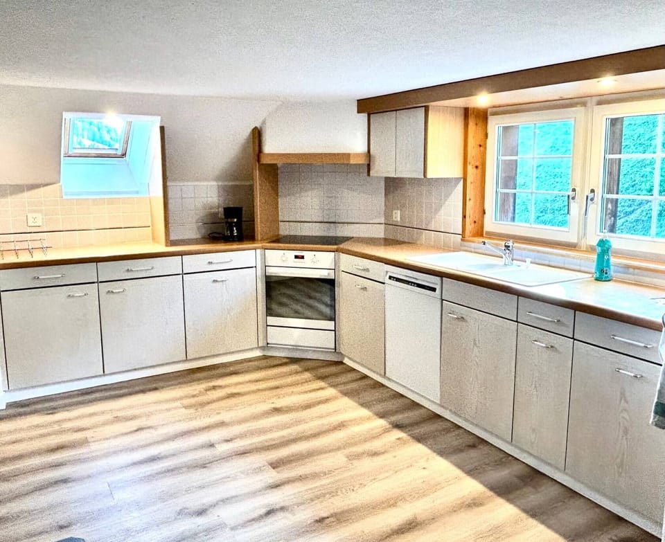Apartment, 3 Bedrooms | Interior