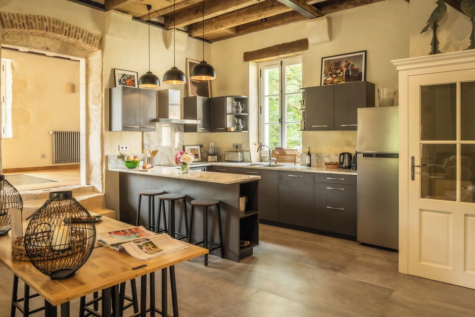 Le Moulin | Private kitchen | Espresso maker, electric kettle