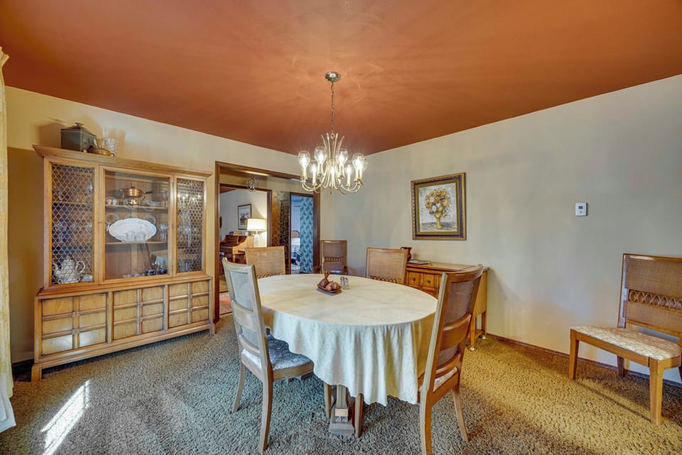 House (3 Bedrooms) | Interior