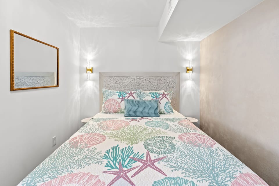 3rd Bedroom With 1 Queen Bed