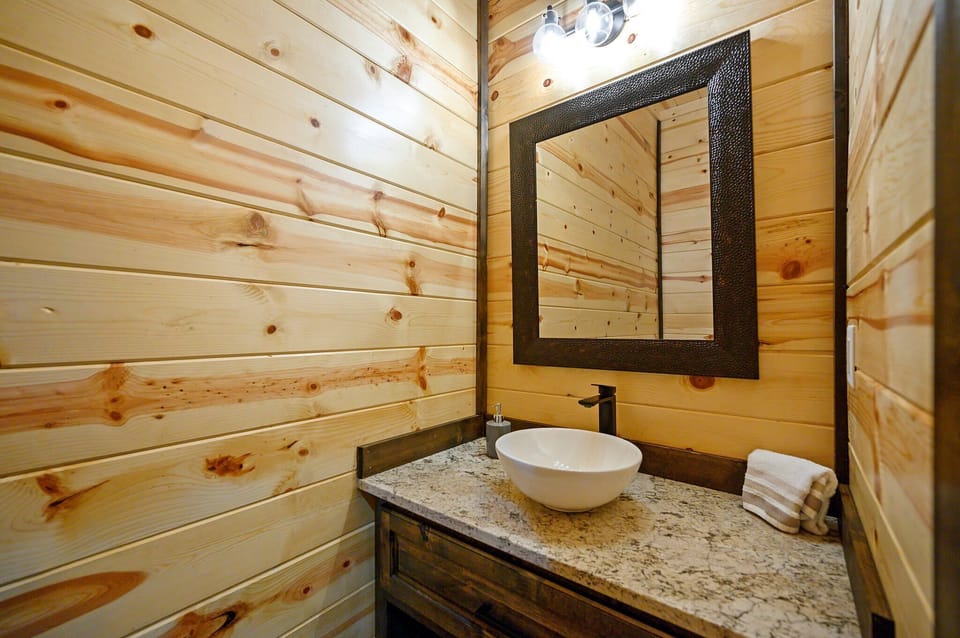 A convenient powder room is available on the main floor