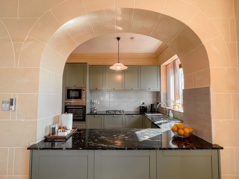 Kitchen (3)
