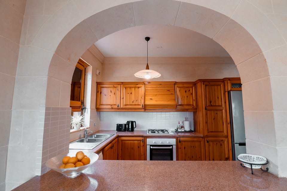 Kitchen (1)