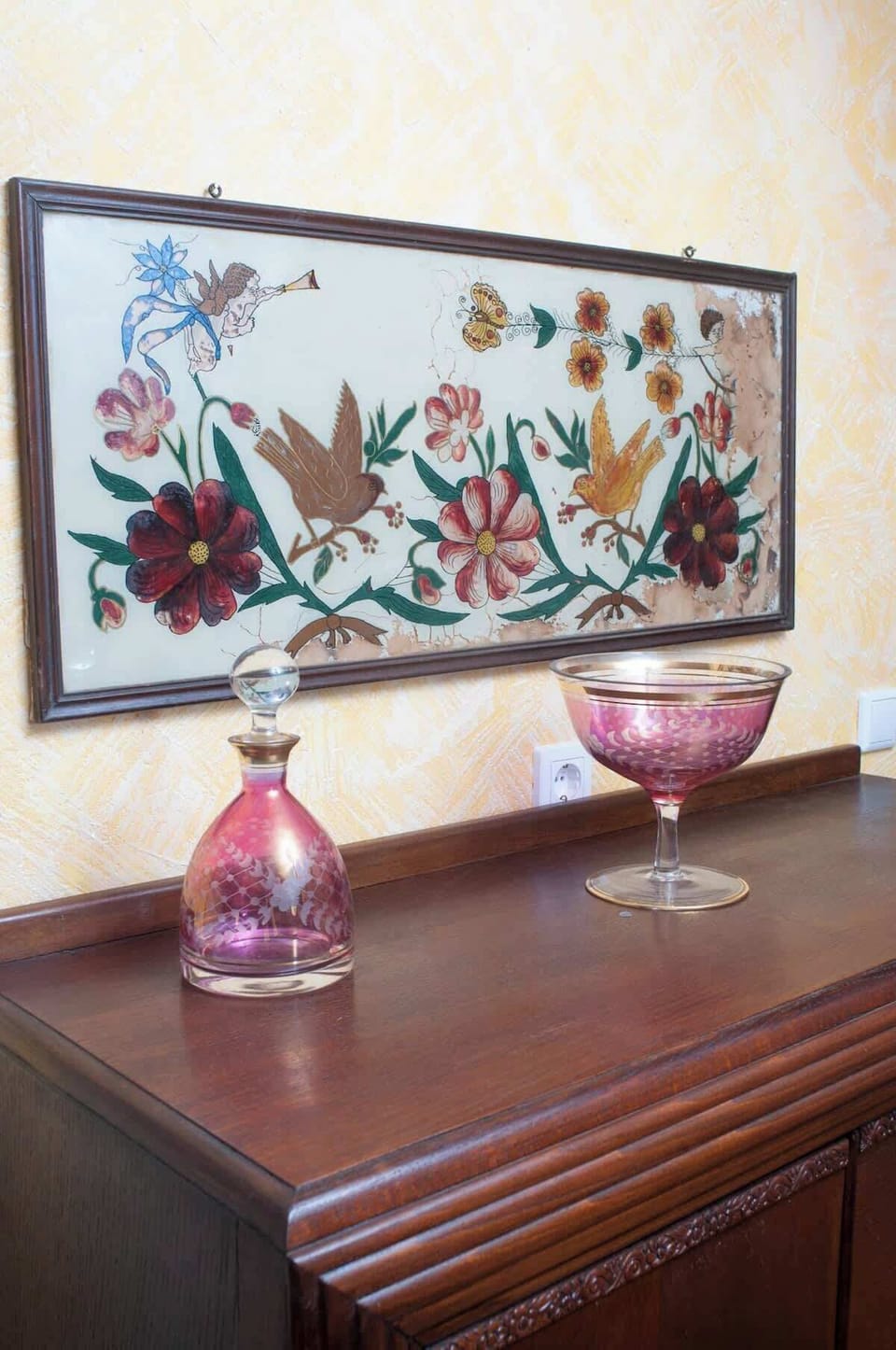 Decoration details