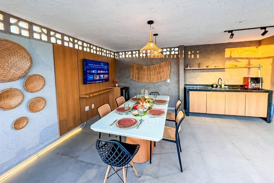 Villa | Dining