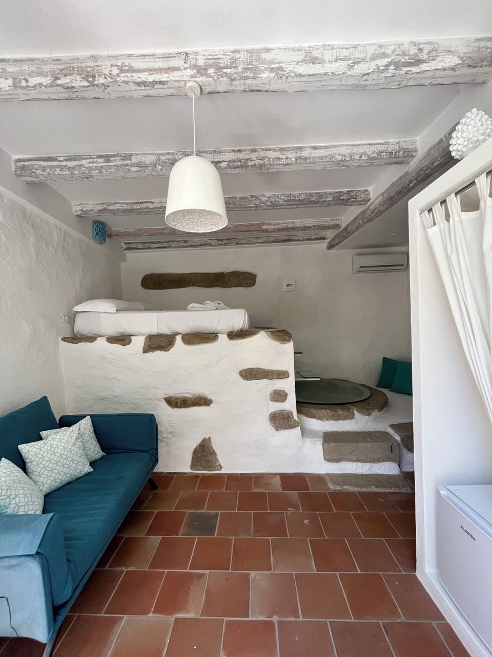 Luxury Double Room, Garden View | Desk, free WiFi