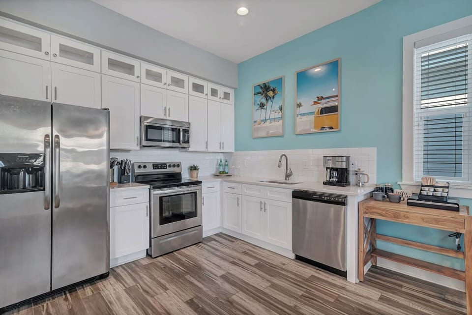 All new appliances and a fully stocked kitchen. Just be sure not to make Mom cool all of the meals. NOTE: There is a kitchen island not pictured here. 