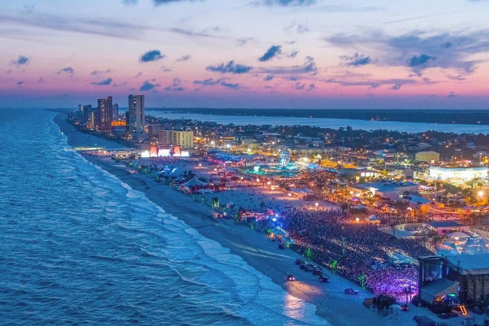 At Easy Breezy you are within walking distance to all the action like Hangout Fest, The Pink Pony, but far enough away to enjoy your own private spot on the beach.