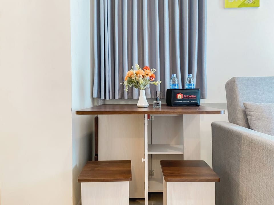 Apartment | 2 bedrooms, desk