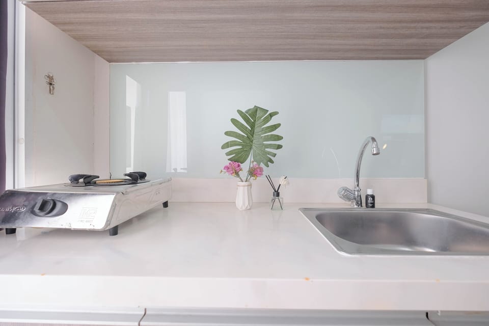 Apartment | Private kitchen | Stovetop