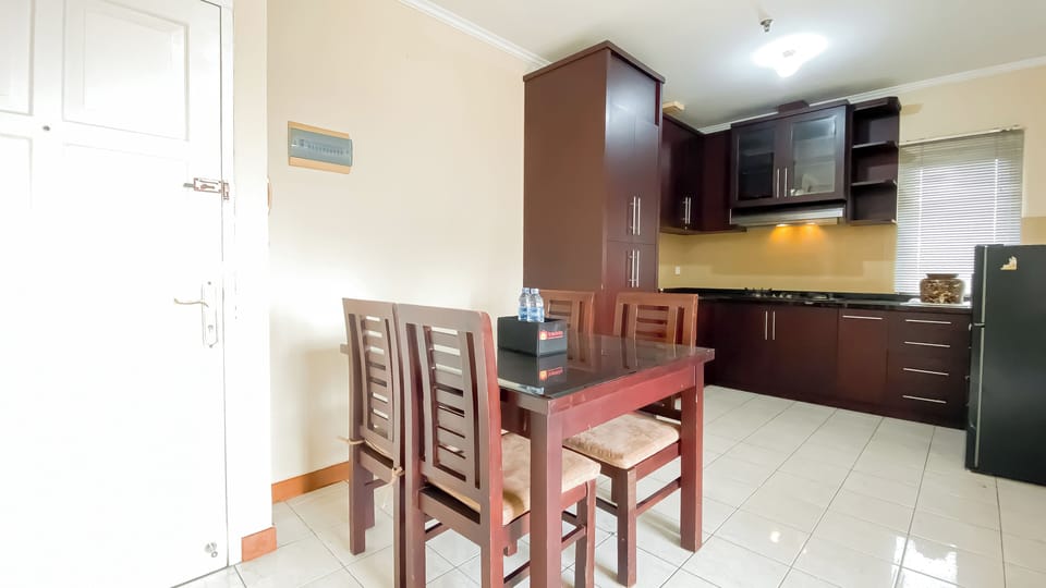 Standard Apartment | Dining room