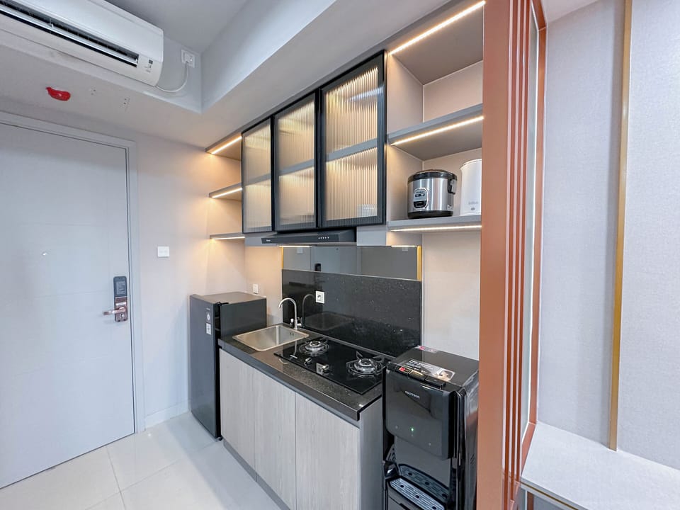 Standard Apartment | Private kitchen | Stovetop