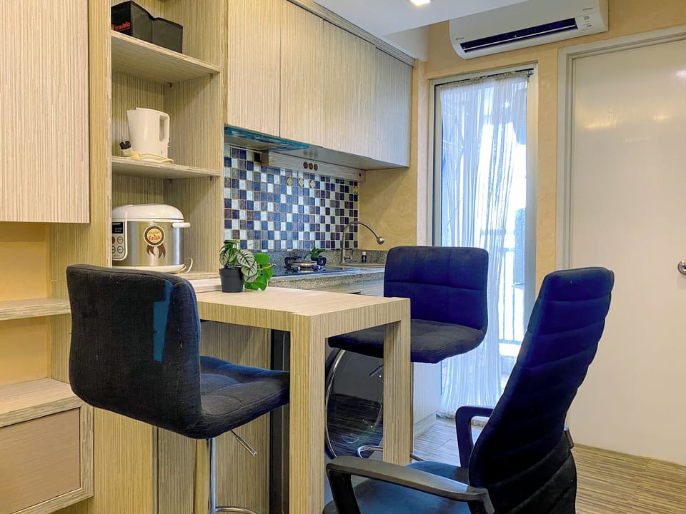 Standard Apartment | Dining room
