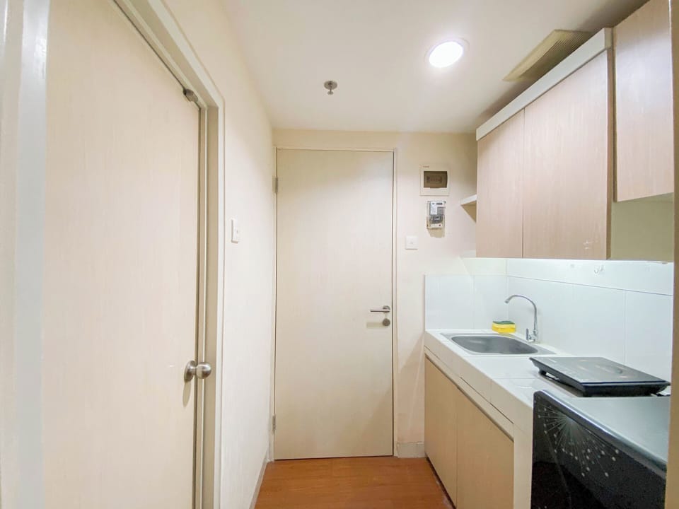 Studio | Private kitchen | Fridge, stovetop, rice cooker