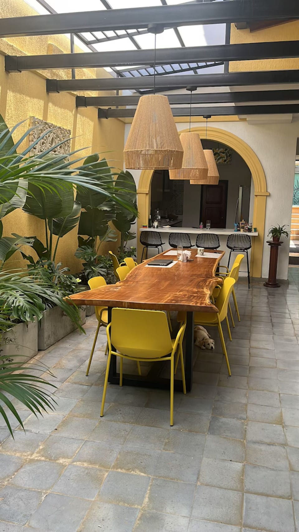 Outdoor dining