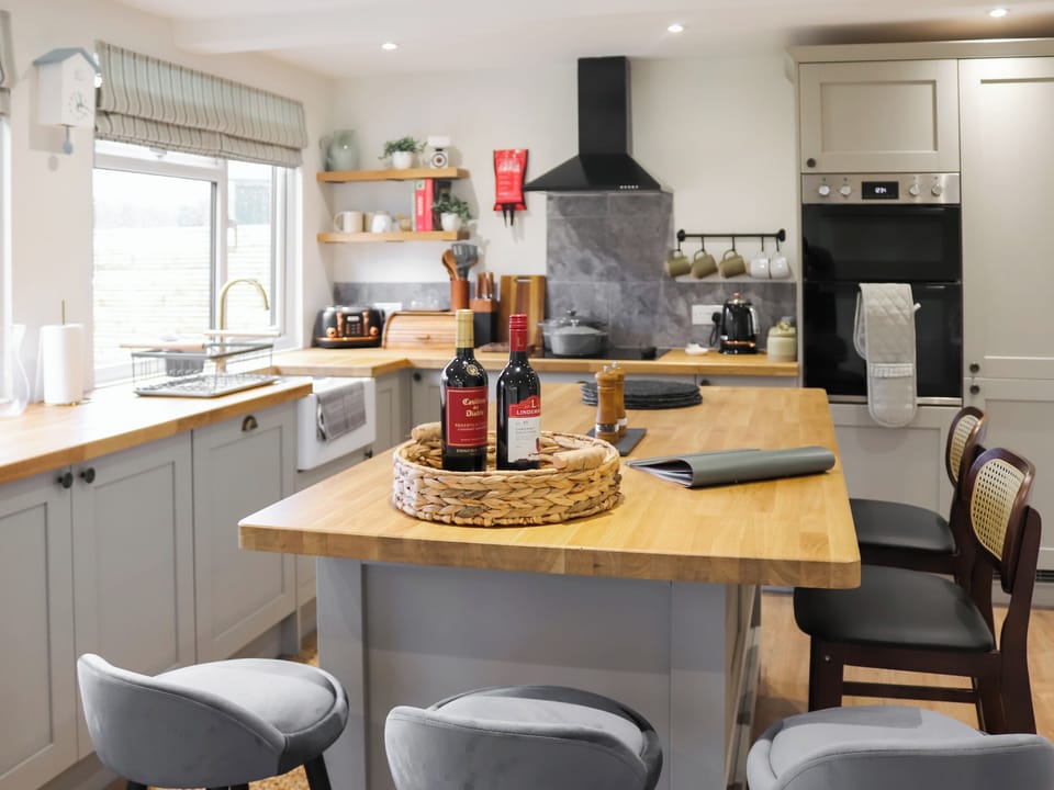 Kitchen | Carrog Y Coed Retreat, Llandwrog, near Caernarfon